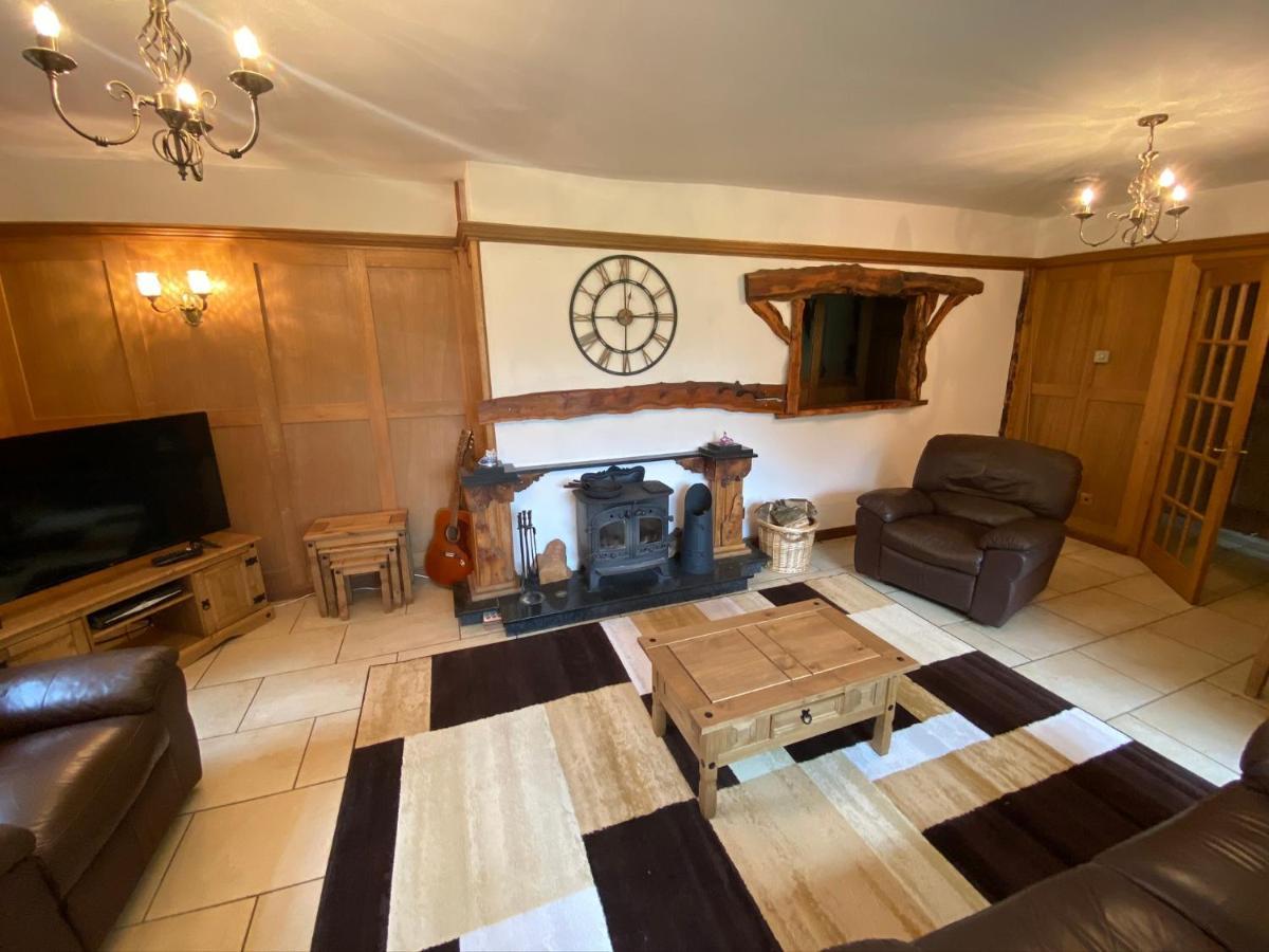 Tranquil Thornhill Cottage Retreat With Hot Tub Moniaive Bagian luar foto