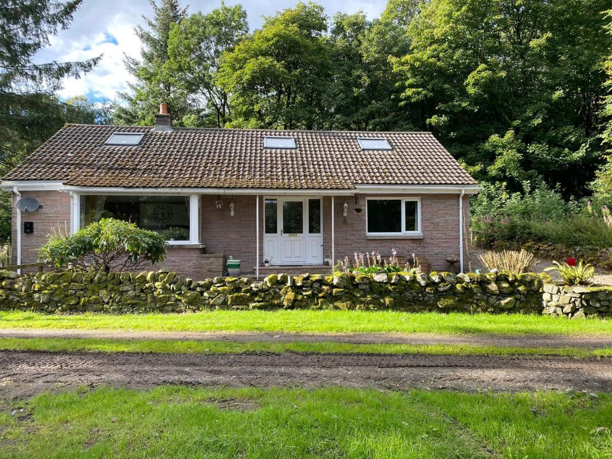 Tranquil Thornhill Cottage Retreat With Hot Tub Moniaive Bagian luar foto